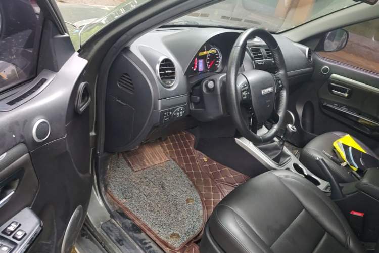 Used Haval H5 Classic 2018 Classic Edition 2.0T Manual Two-Wheel Drive Elite Model Driver Seat