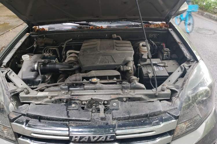 Used Haval H5 Classic 2018 Classic Edition 2.0T Manual Two-Wheel Drive Elite Model Engine Bay