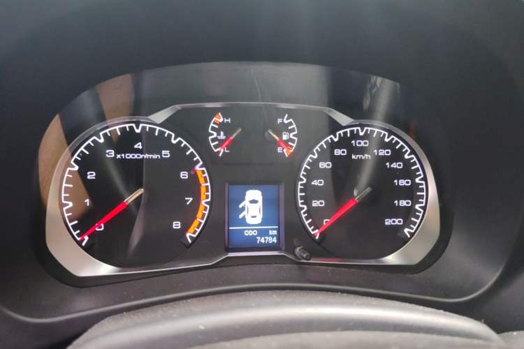 Used Haval H5 Classic 2018 Classic Edition 2.0T Manual Two-Wheel Drive Elite Model Instrument Cluster
