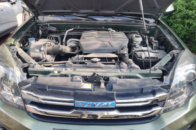 Used Haval H5 Classic 2018 Classic Edition 2.0T Manual 4x4 Prestige Model Engine Bay
