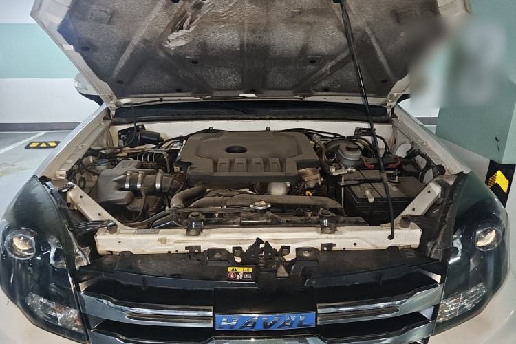 Used Haval H5 Classic 2018 Classic Edition 2.0T Diesel Manual 4x4 Prestige Model Engine Bay
