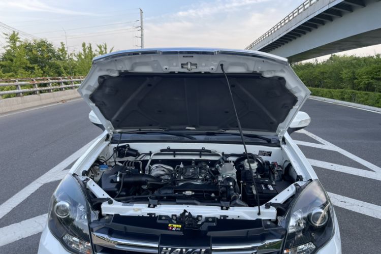 Used Haval H5 Classic 2018 Classic Edition 2.0T Manual 4x4 Prestige Model Engine Bay