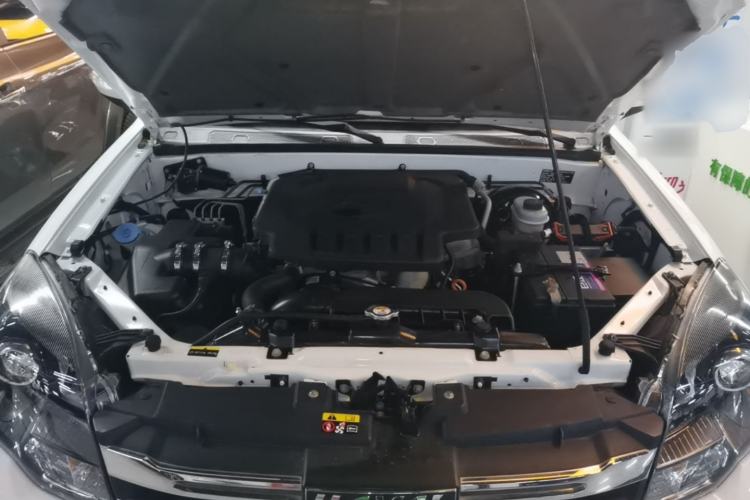 Used Haval H5 Classic 2018 Classic Edition 2.0T Diesel Manual 4x4 Prestige Model Engine Bay