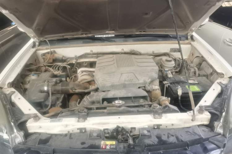 Used Haval H5 Classic 2018 Classic Edition 2.0T Manual 4x4 Progressive Model Engine Bay