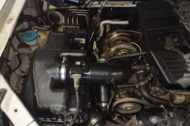 Used Haval H5 Classic 2018 Classic Edition 2.0T Manual 4x4 Progressive Model Engine Bay Right
