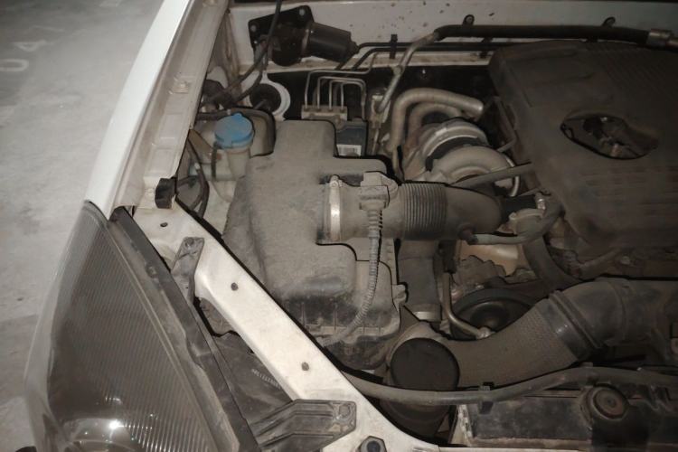 Used Haval H5 Classic 2018 Classic Edition 2.0T Manual 4x4 Progressive Model Engine Bay Right