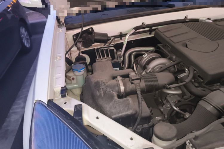 Used Haval H5 Classic 2018 Classic Edition 2.0T Manual 4x4 Prestige Model Engine Bay Right