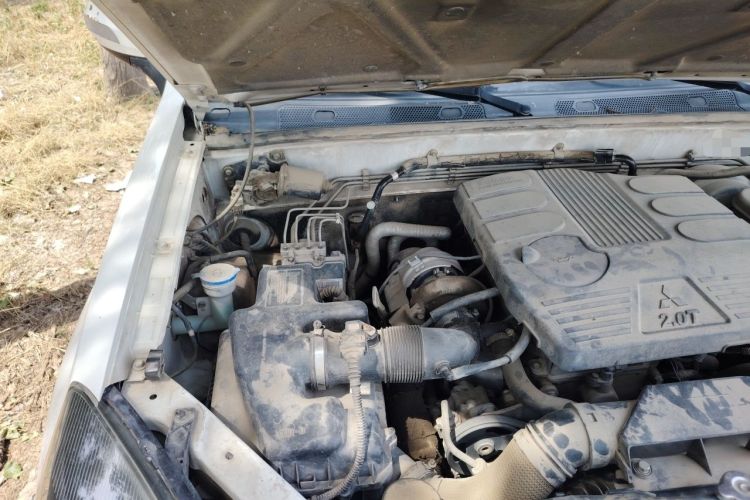 Used Haval H5 Classic 2018 Classic Edition 2.0T Manual 4x4 Prestige Model Engine Bay Right