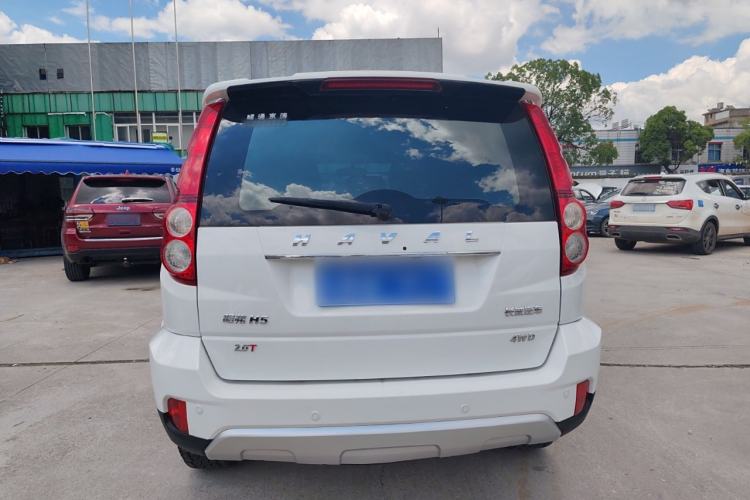 Used Haval H5 Classic 2018 Classic Edition 2.0T Manual 4x4 Progressive Model Exterior 4