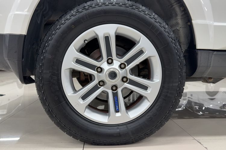 Used Haval H5 Classic 2018 Classic Edition 2.0T Diesel Manual 4x4 Prestige Model Exterior 7
