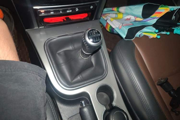 Used Haval H5 Classic 2018 Classic Edition 2.0T Diesel Manual 4x4 Elite Model Gear Lever