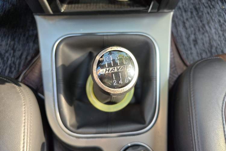 Used Haval H5 Classic 2018 Classic Edition 2.0T Manual 4x4 Prestige Model Gear Lever