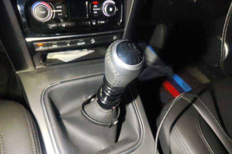 Used Haval H5 Classic 2018 Classic Edition 2.0T Diesel Manual 4x4 Prestige Model Gear Lever