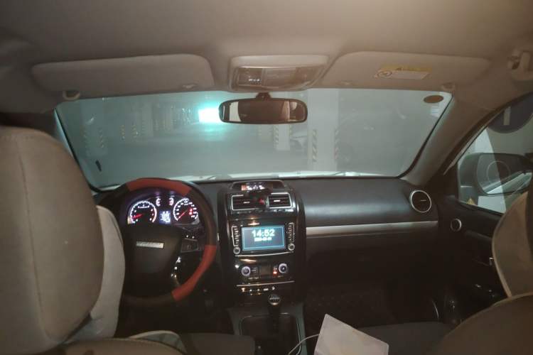 Used Haval H5 Classic 2018 Classic Edition 2.0T Manual 4x4 Progressive Model Headliner