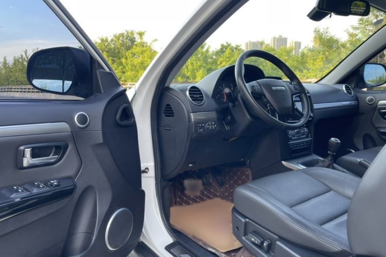 Used Haval H5 Classic 2018 Classic Edition 2.0T Manual 4x4 Prestige Model Interior 1
