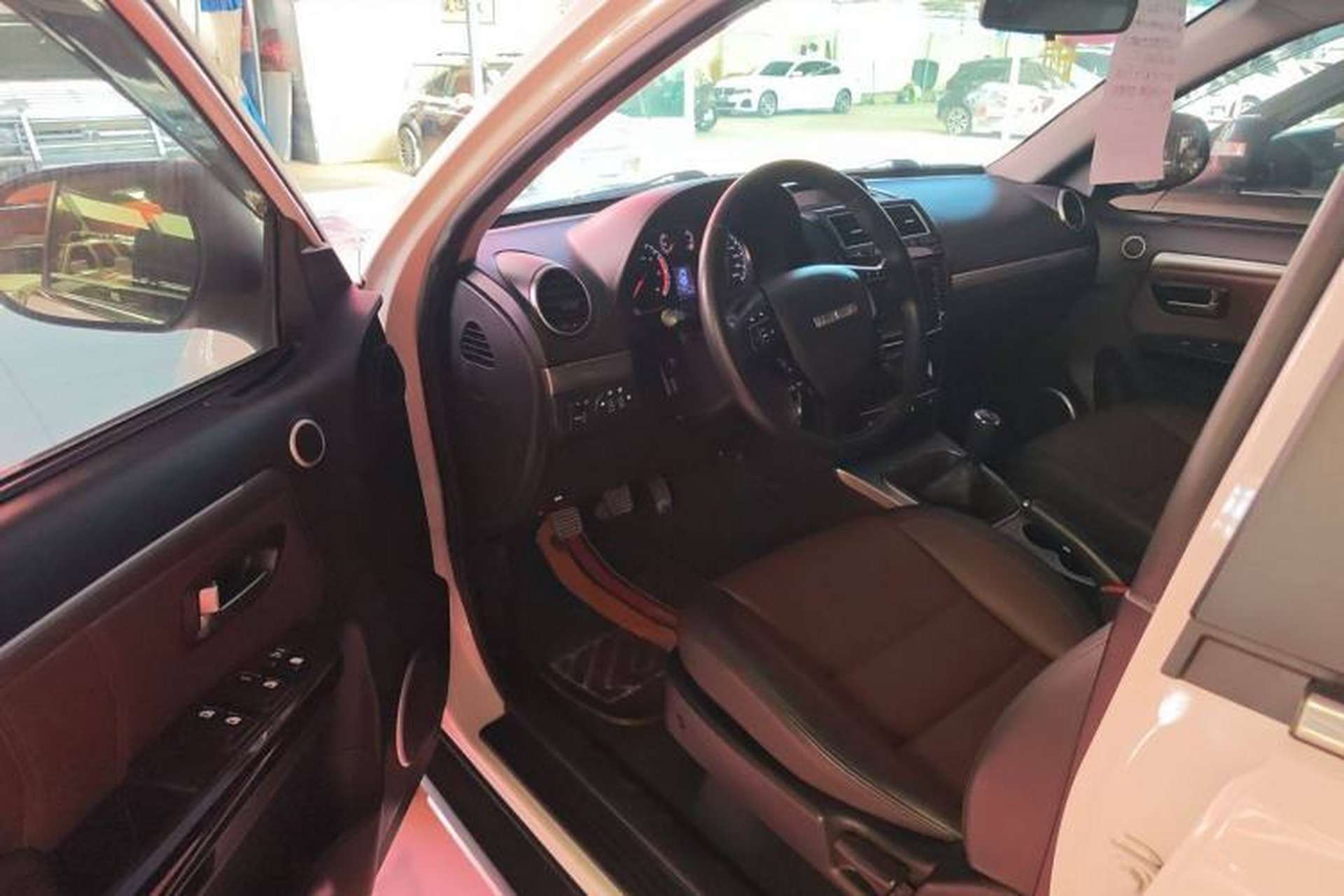 Used Haval H5 Classic 2018 Classic Edition 2.0T Diesel Manual 4x4 Elite Model Interior 2