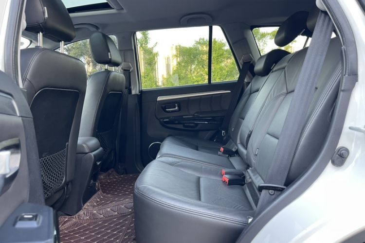Used Haval H5 Classic 2018 Classic Edition 2.0T Manual 4x4 Prestige Model Interior 2