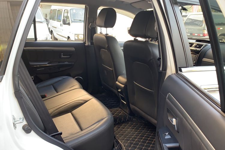 Used Haval H5 Classic 2018 Classic Edition 2.0T Diesel Manual 4x4 Elite Model Interior 5