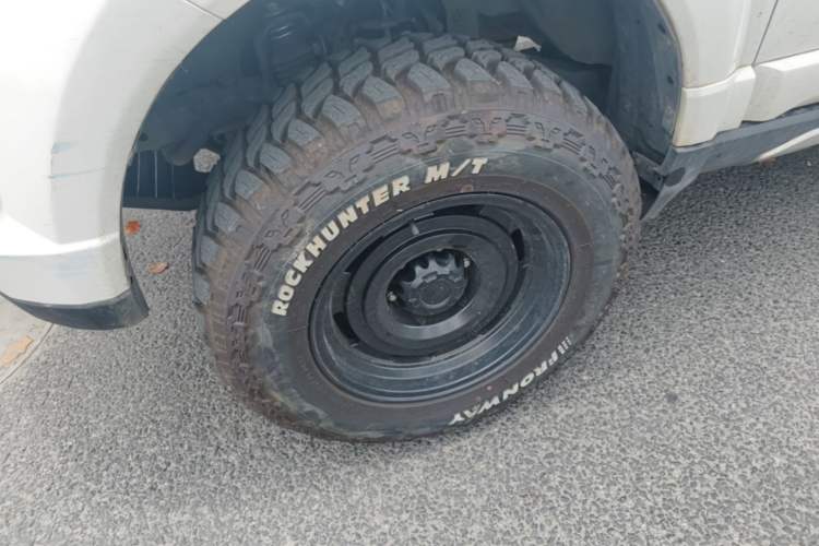 Used Haval H5 Classic 2018 Classic Edition 2.0T Diesel Manual 4x4 Elite Model Left Front Wheel Hub