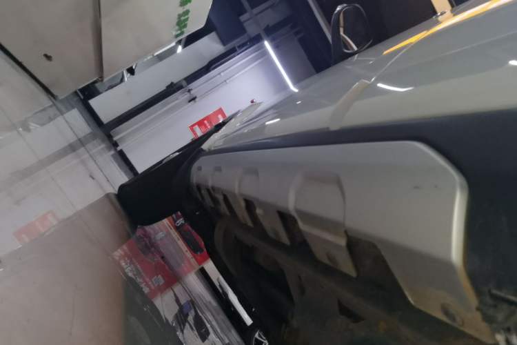 Used Haval H5 Classic 2018 Classic Edition 2.0T Diesel Manual 4x4 Prestige Model Left Side Sill