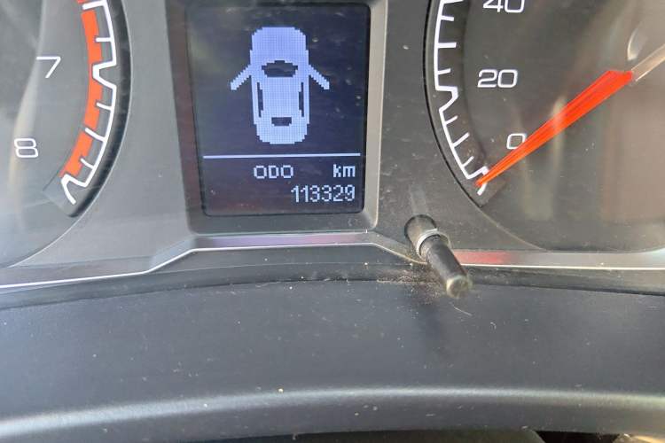 Used Haval H5 Classic 2018 Classic Edition 2.0T Manual 4x4 Prestige Model Odometer Close Up