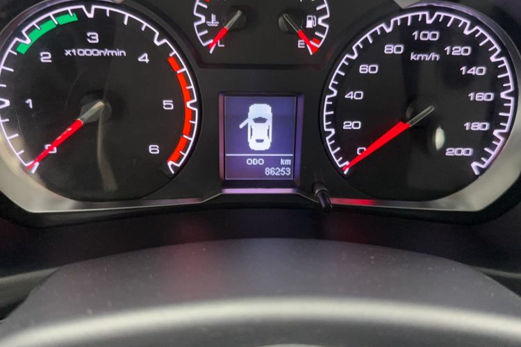 Used Haval H5 Classic 2018 Classic Edition 2.0T Diesel Manual 4x4 Prestige Model Odometer Close Up
