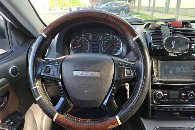Used Haval H5 Classic 2018 Classic Edition 2.0T Manual 4x4 Prestige Model Steering Wheel