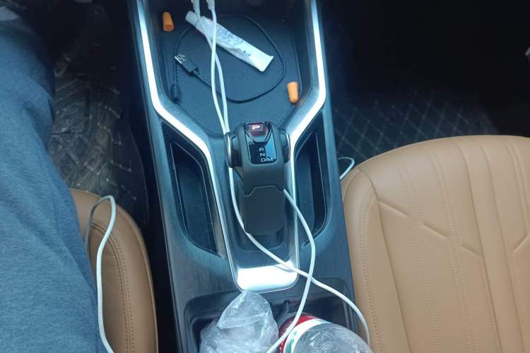 Used Haval H5 Classic 2023 2.0T Automatic All-Wheel Drive LinkedIn Gasoline Gear Lever