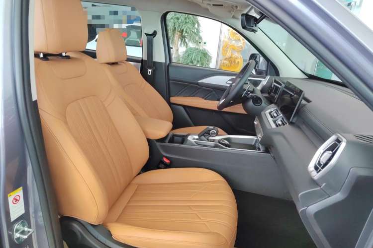 Used Haval H5 Classic 2023 2.0T Automatic All-Wheel Drive LinkedIn Gasoline Right Front Seat