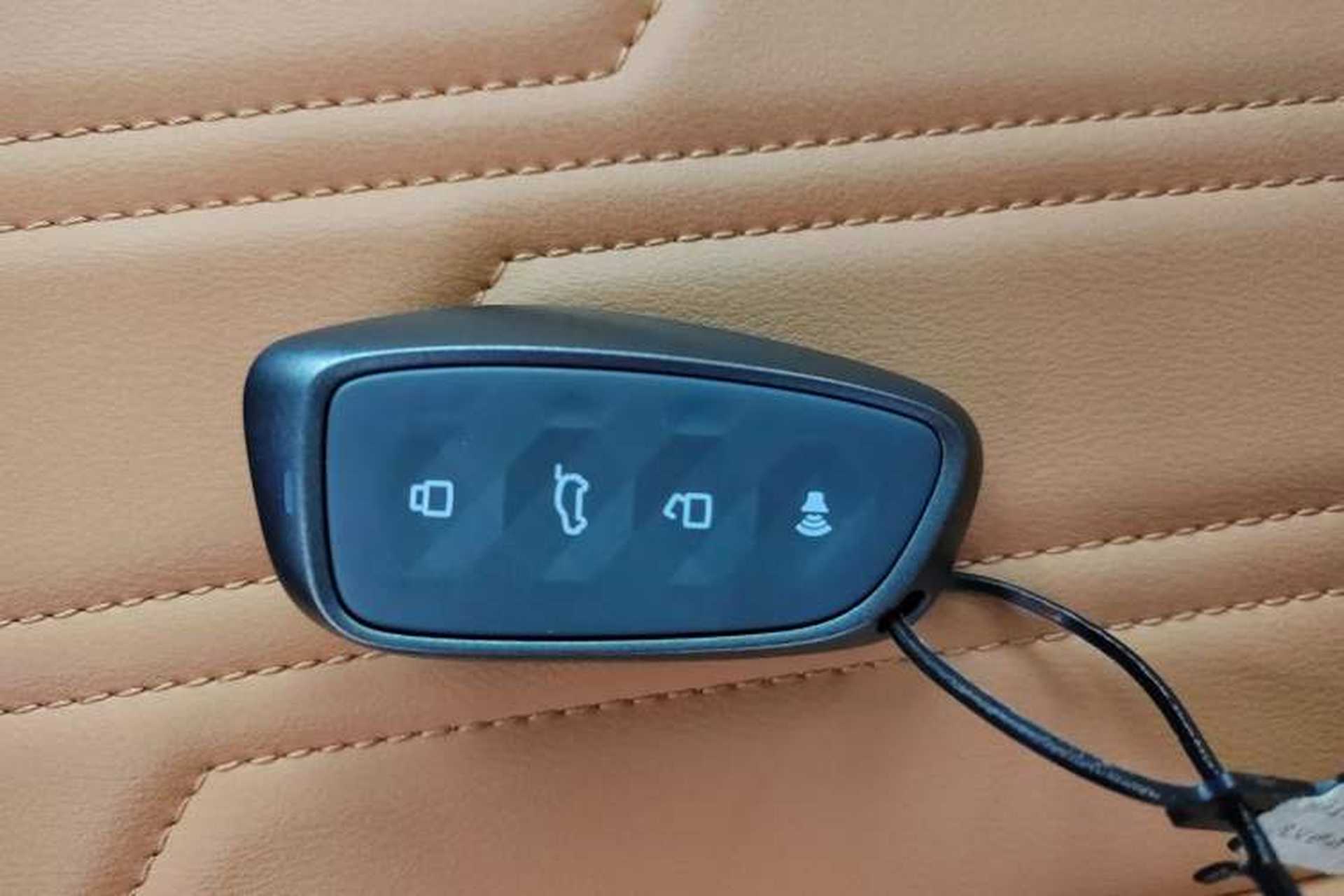 Used Haval H5 Classic 2023 2.0T Automatic All-Wheel Drive LinkedIn Gasoline Vehicle Key