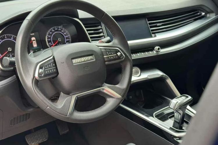 Used Haval H6 2017 Blue Label 2.0T Automatic Two-Wheel Drive Smart Edition Interior 2