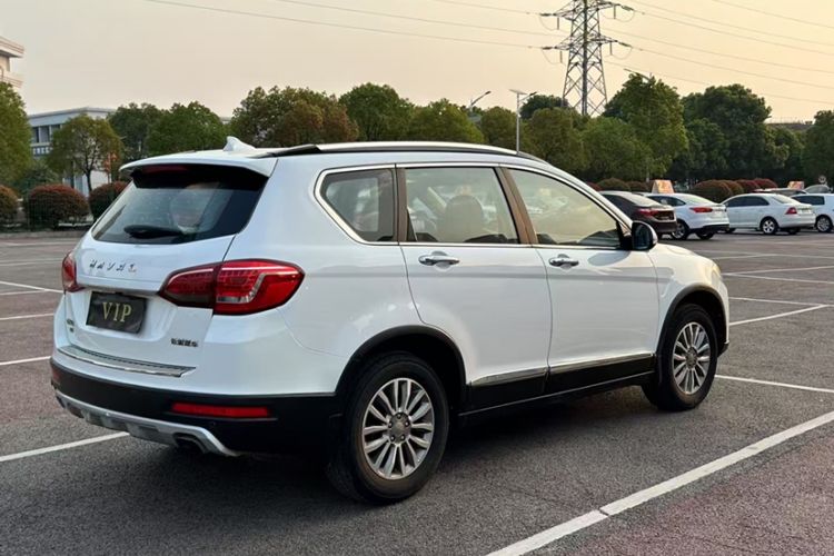 Used Haval H6 2017 Red-Label Sport Edition 1.5T Automatic Two-Wheel Drive Luxury Model Exterior 5