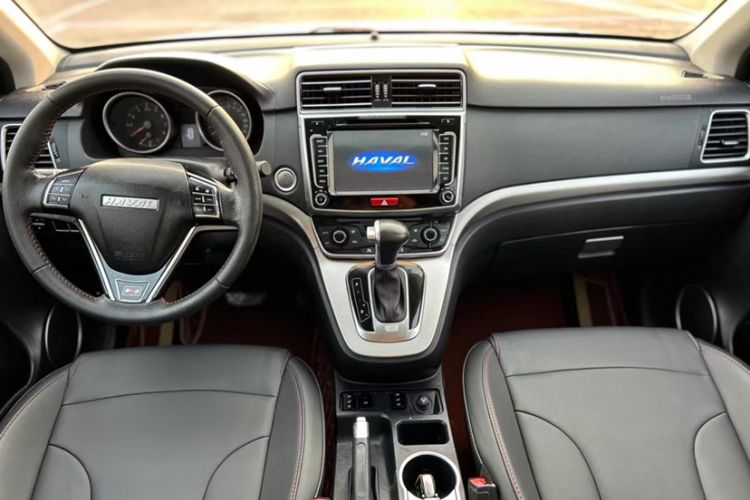 Used Haval H6 2017 Red-Label Sport Edition 1.5T Automatic Two-Wheel Drive Luxury Model Interior 1