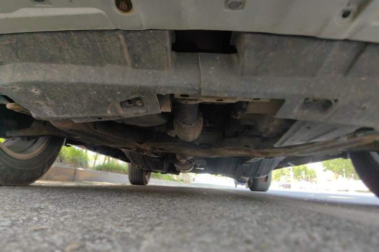 Used Haval H6 2011 2.0L Manual Two-Wheel Drive Elite Version Chassis Front