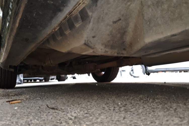 Used Haval H6 2011 2.0L Manual Two-Wheel Drive Elite Version Chassis Front Left