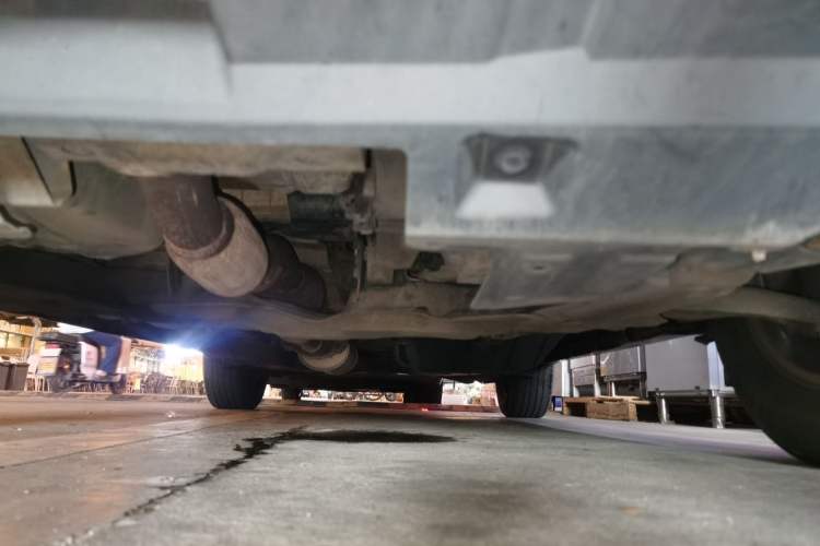 Used Haval H6 2011 2.0L Manual Two-Wheel Drive Elite Version Chassis Front