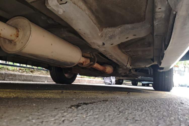 Used Haval H6 2011 2.0L Manual Two-Wheel Drive Elite Version Chassis Front Right
