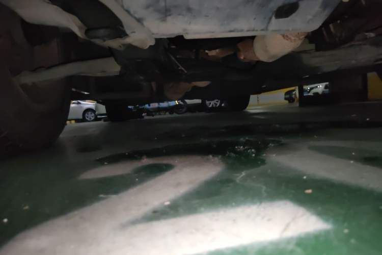 Used Haval H6 2011 2.0L Manual Two-Wheel Drive Elite Version Chassis Front Right