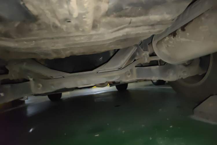 Used Haval H6 2011 2.0L Manual Two-Wheel Drive Elite Version Chassis Rear