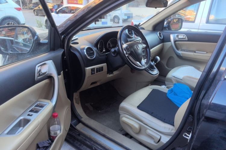 Used Haval H6 2011 Green Silence 2.0T Manual Two-Wheel Drive Urban Model Driver Seat