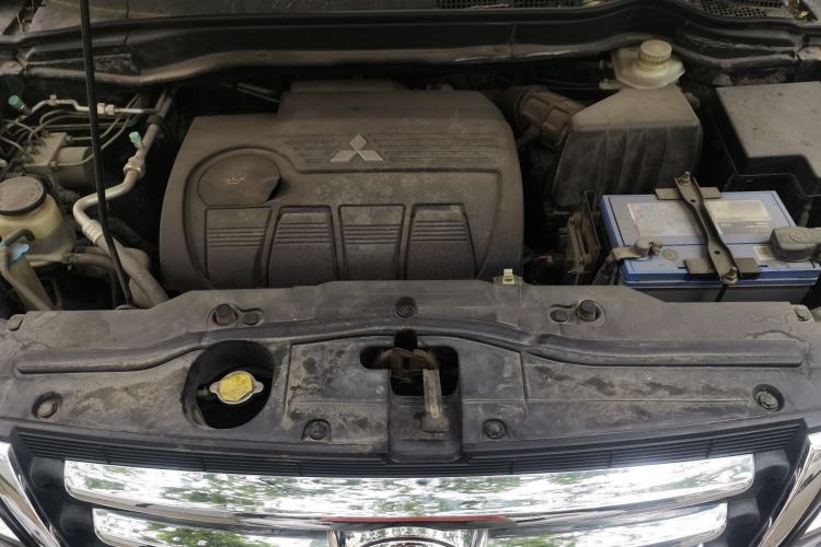 Used Haval H6 2011 2.0L Manual Two-Wheel Drive Elite Version Engine Bay