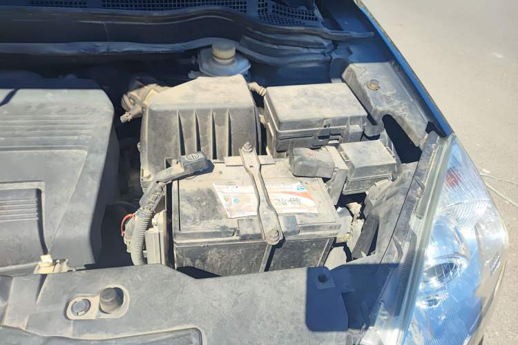 Used Haval H6 2011 2.0L Manual Two-Wheel Drive Urban Version Engine Bay Left