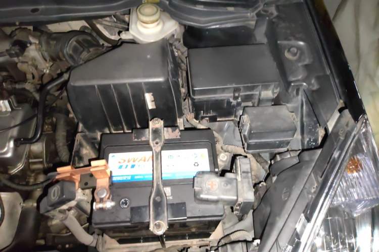 Used Haval H6 2011 2.0L Manual Two-Wheel Drive Elite Version Engine Bay Left