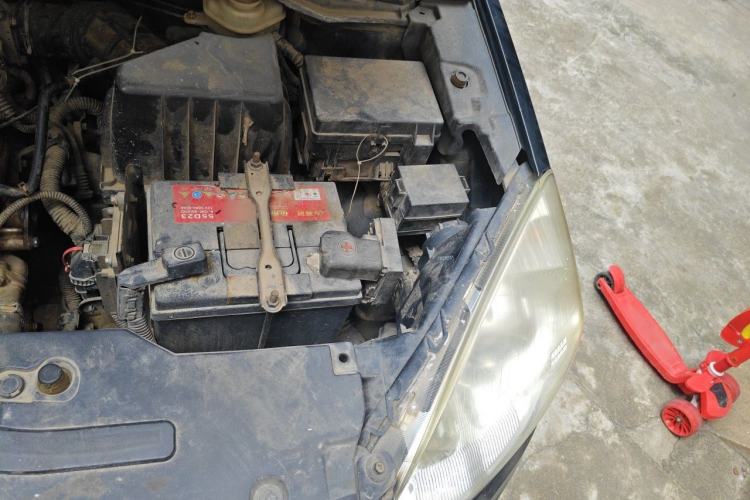 Used Haval H6 2011 2.0L Manual Two-Wheel Drive Urban Version Engine Bay Left
