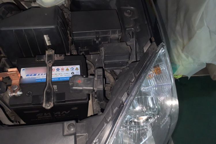 Used Haval H6 2011 2.0L Manual Two-Wheel Drive Elite Version Engine Bay Left