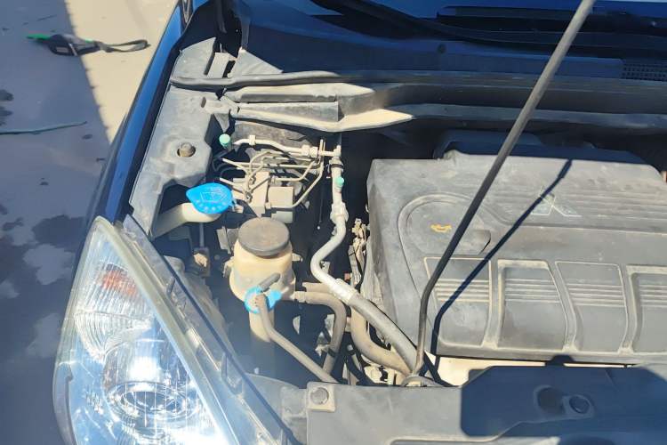 Used Haval H6 2011 2.0L Manual Two-Wheel Drive Urban Version Engine Bay Right