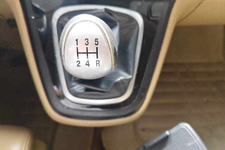 Used Haval H6 2011 2.0L Manual Two-Wheel Drive Urban Version Gear Lever