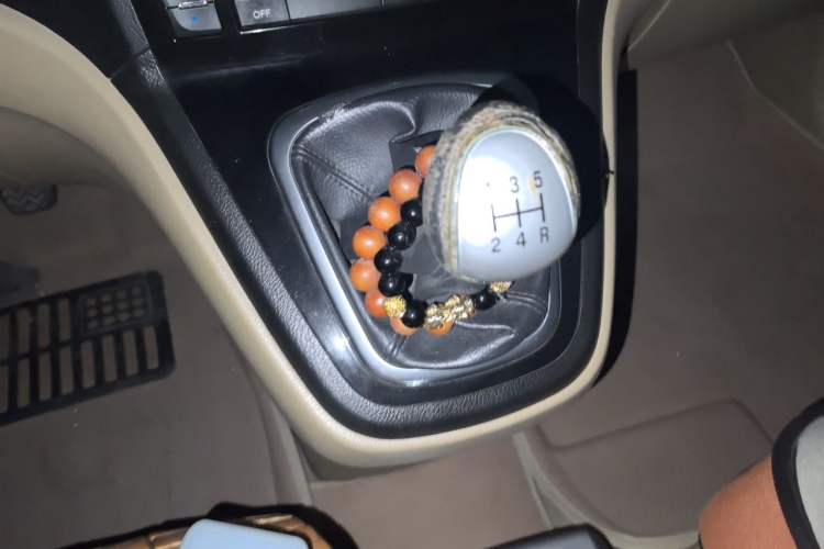 Used Haval H6 2011 2.0L Manual Two-Wheel Drive Elite Version Gear Lever