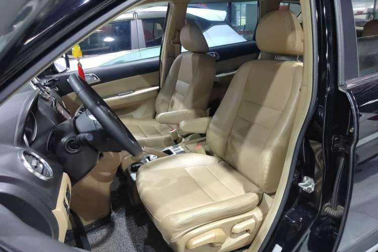 Used Haval H6 2011 Green Silence 2.0T Manual Two-Wheel Drive Elite Model Left Front Seat