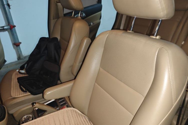 Used Haval H6 2011 2.0L Manual Two-Wheel Drive Elite Version Left Front Seat